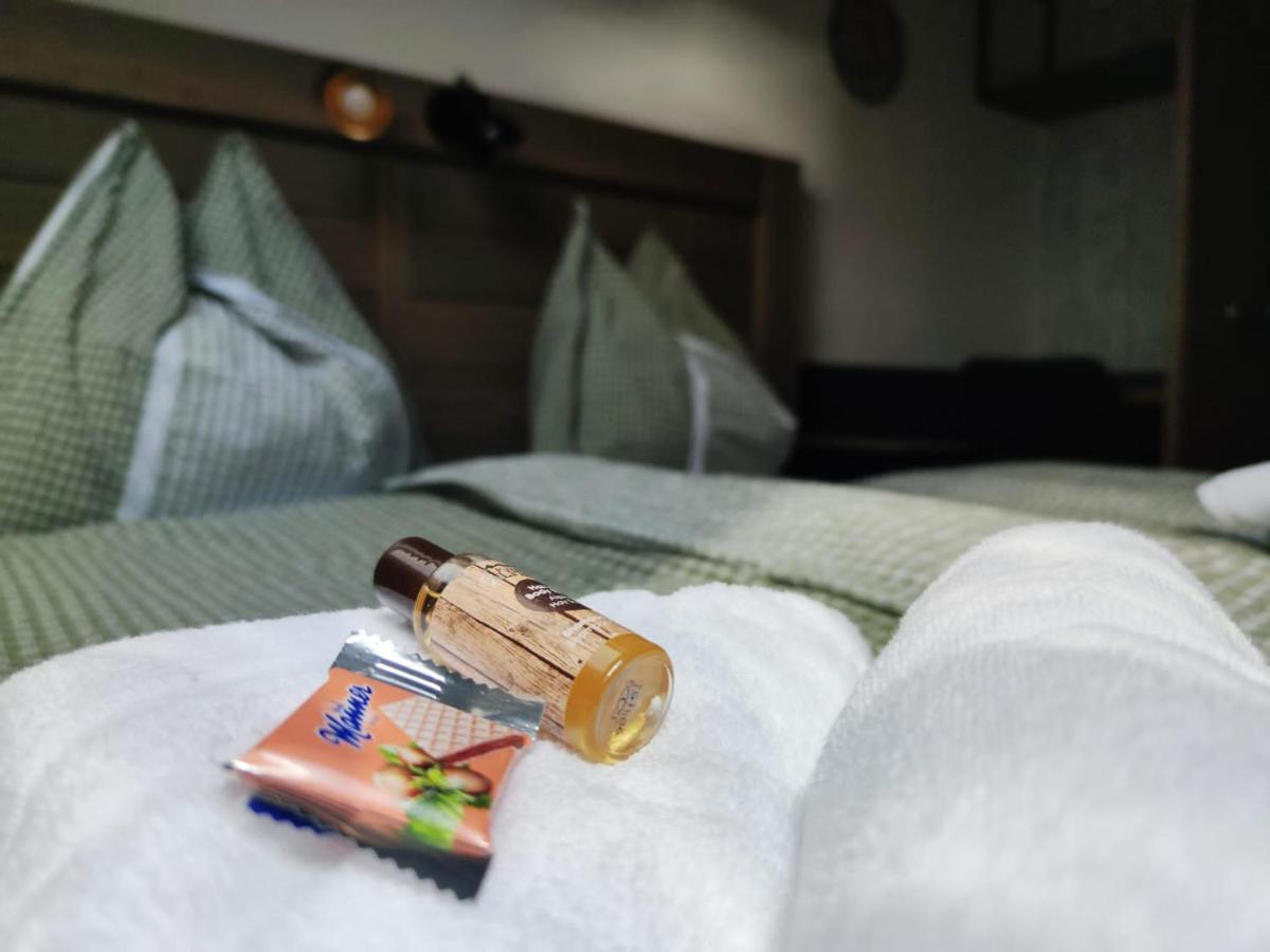 Pension Gemshorn Hainzenberg Buitenkant foto