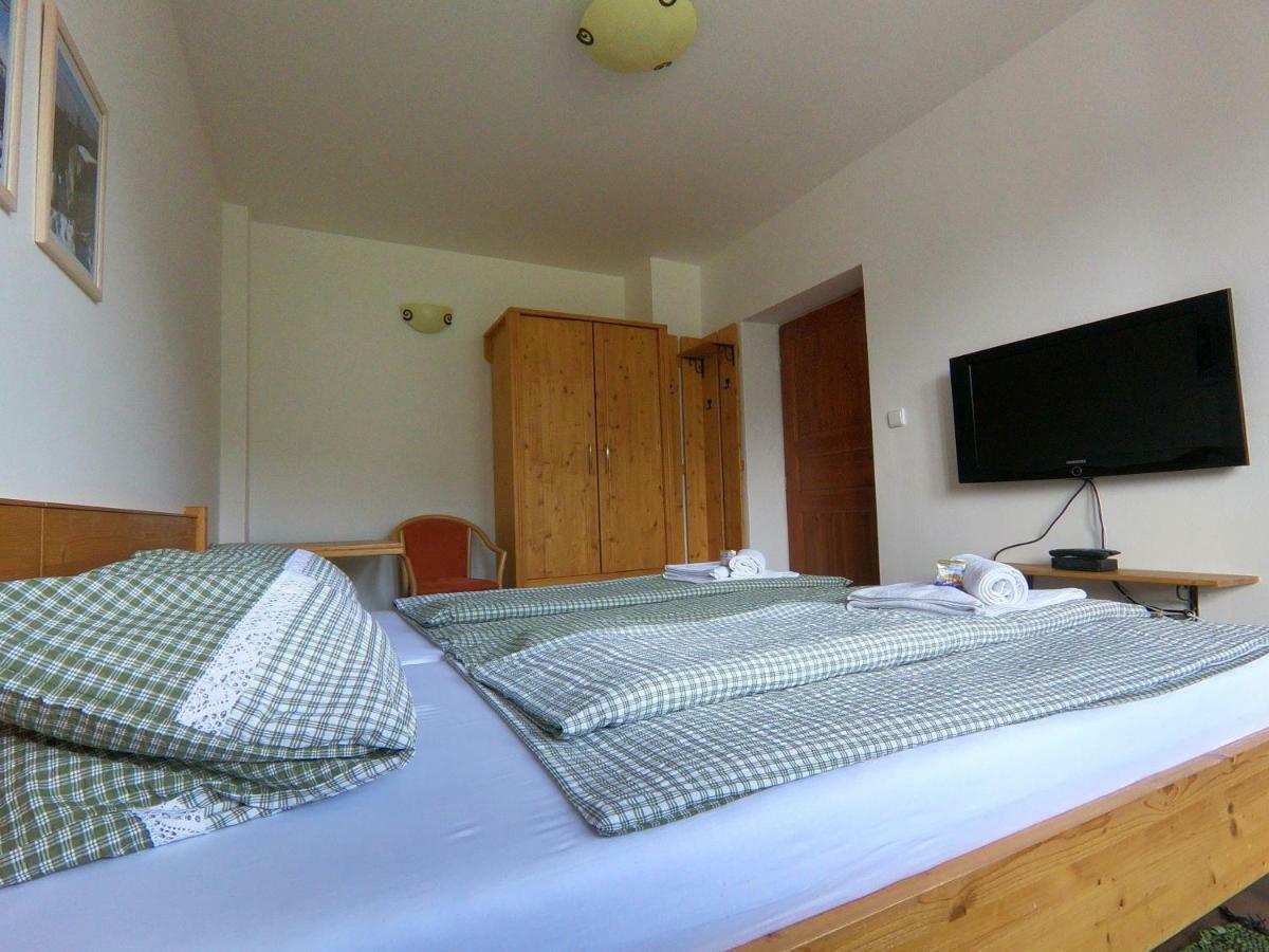 Pension Gemshorn Hainzenberg Buitenkant foto